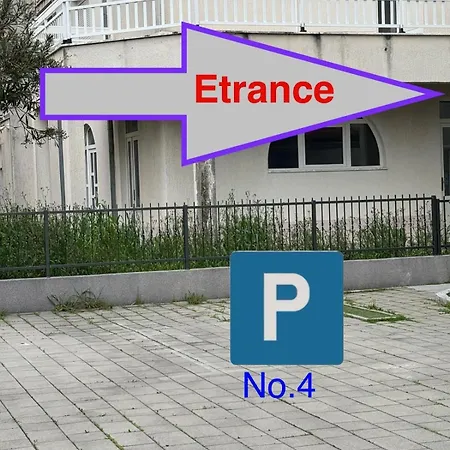 아파트 Anamary